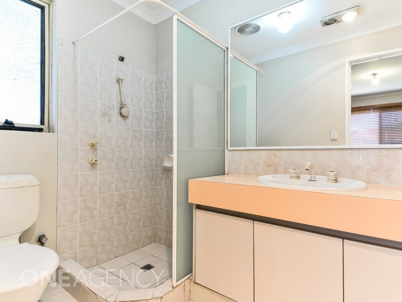 7 Songlark Place, Huntingdale WA 6110