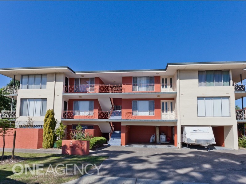 6/5 Cassey Street, Como WA 6152