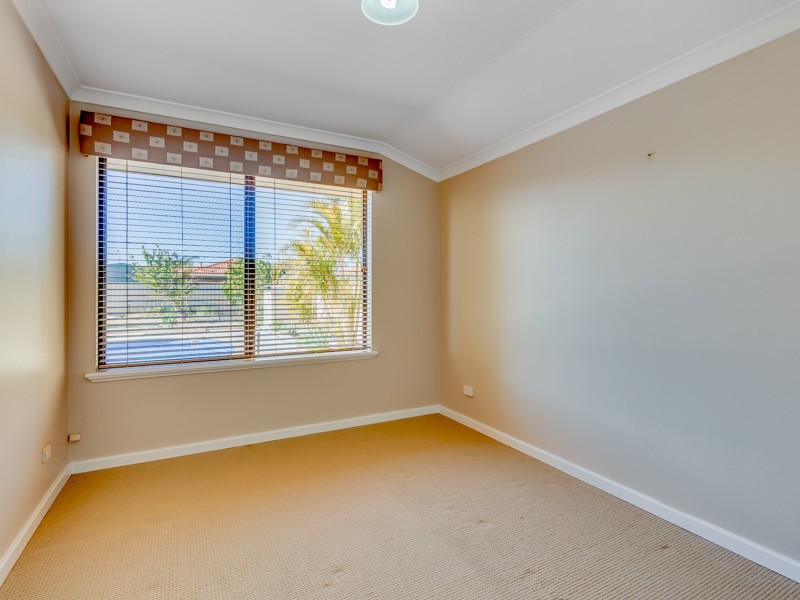 20 Fantail Way, Huntingdale WA 6110