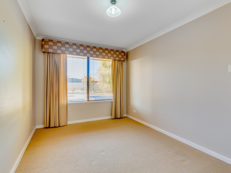 20 Fantail Way, Huntingdale WA 6110
