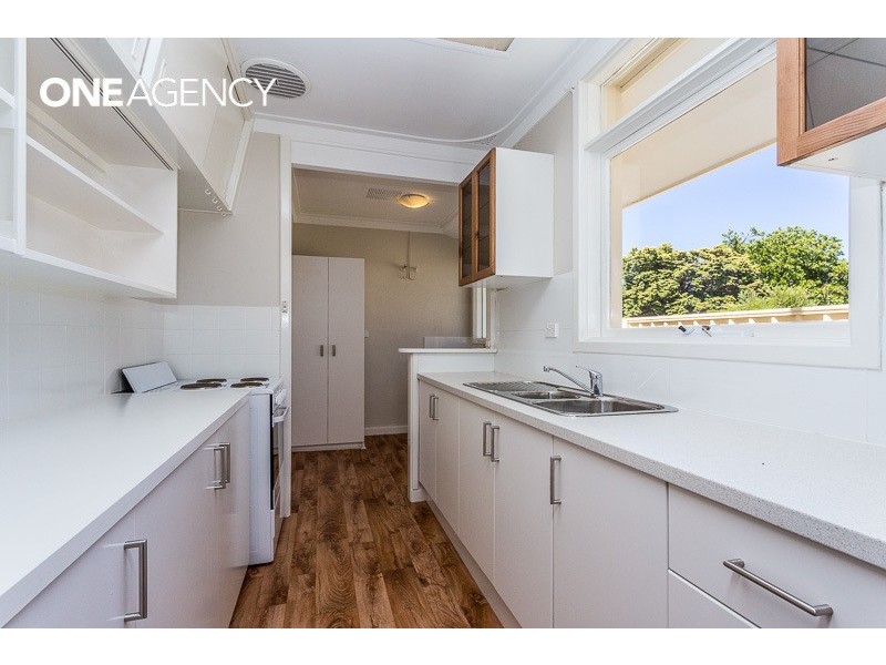 9 Ward Crescent, Kelmscott WA 6111