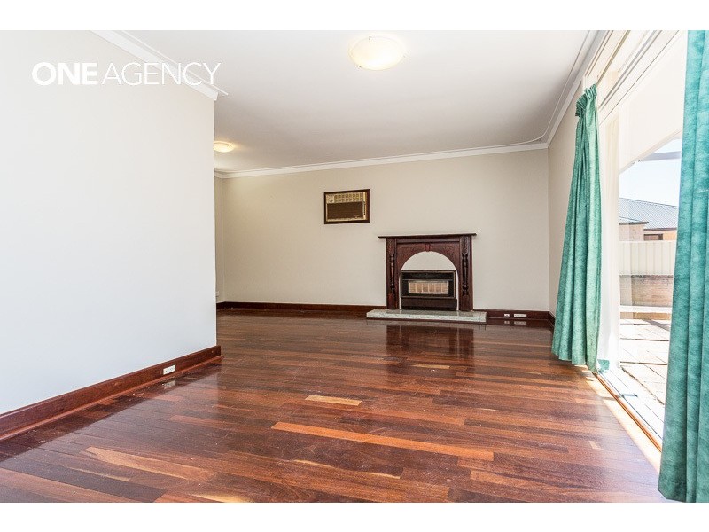 9 Ward Crescent, Kelmscott WA 6111