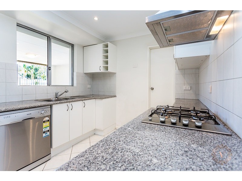 7 Gordon Place, Huntingdale WA 6110