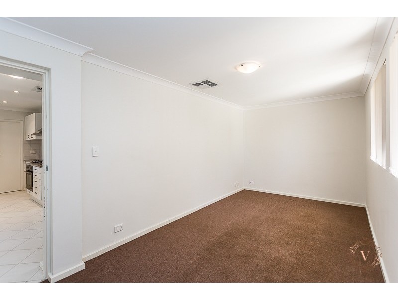 7 Gordon Place, Huntingdale WA 6110