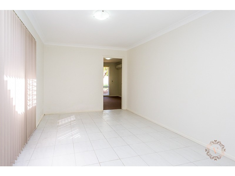 7 Gordon Place, Huntingdale WA 6110