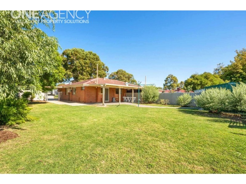 19B Huggins Road, Thornlie WA 6108