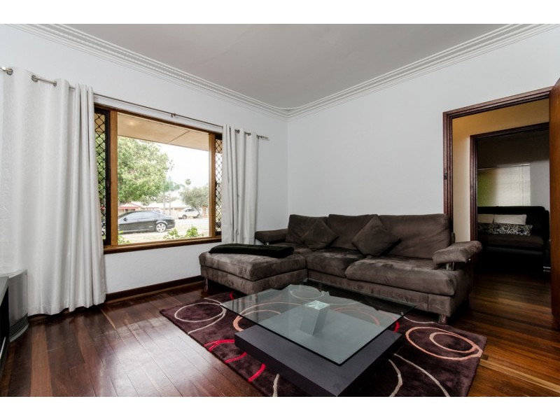 212 Epsom Avenue, Belmont WA 6104