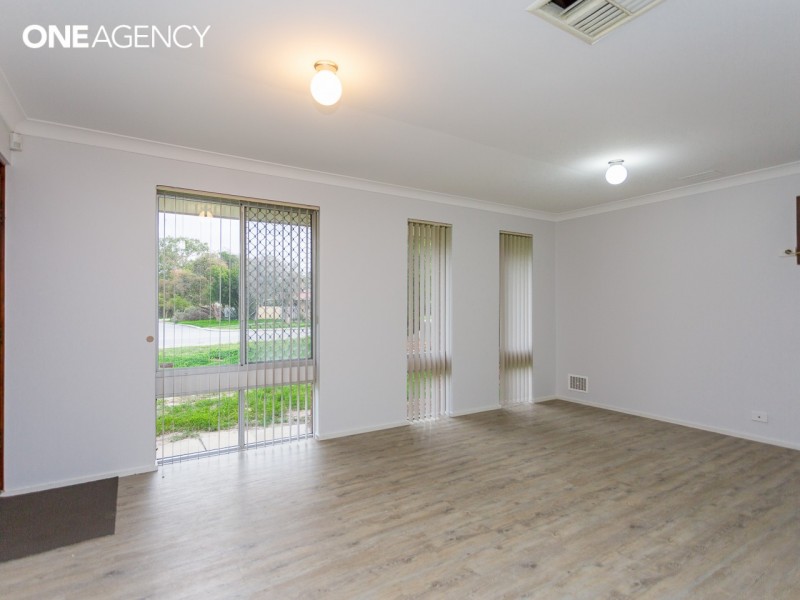 18 Brabham Street, Gosnells WA 6110