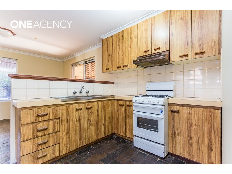 14 Kidman Court, Thornlie WA 6108