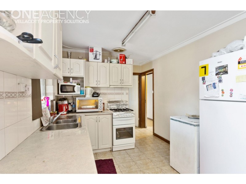 18 Olga Road, Maddington WA 6109