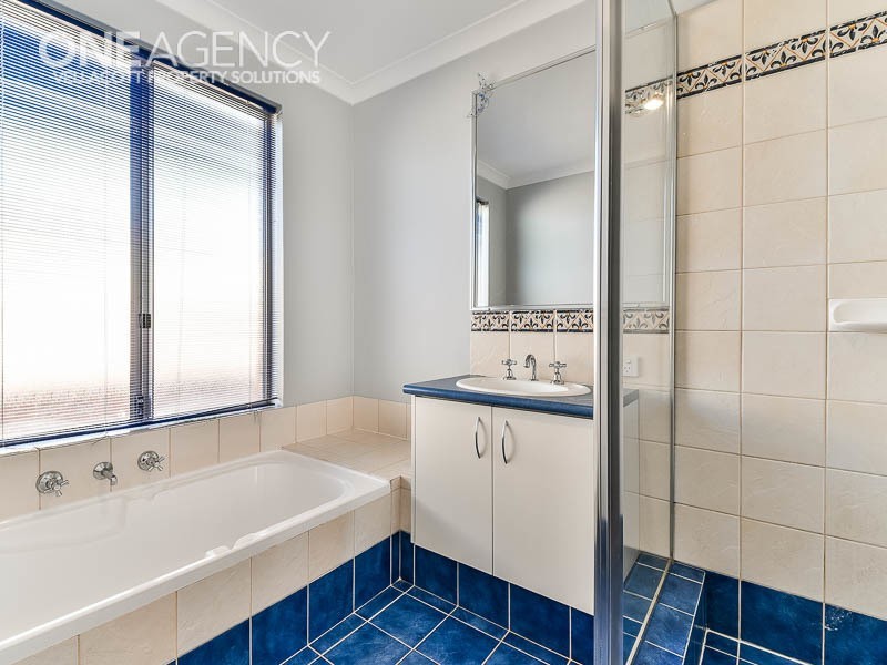 1 Bridge Road, Canning Vale WA 6155