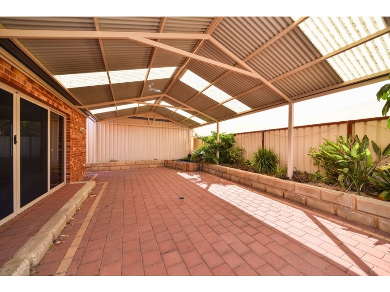 1 Bridge Road, Canning Vale WA 6155