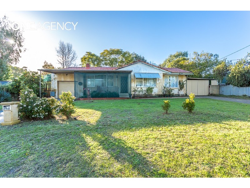 206 Streich Avenue, Armadale WA 6112