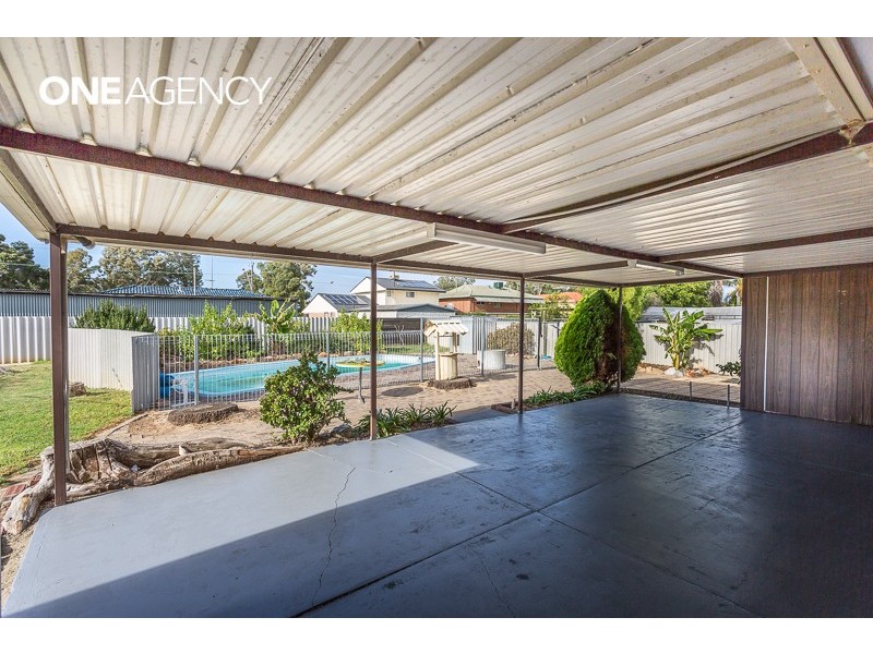 12 Angelo Street, Armadale WA 6112