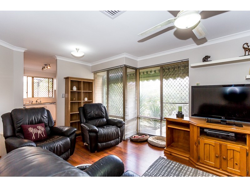 6/12 Auric Place, Maddington WA 6109