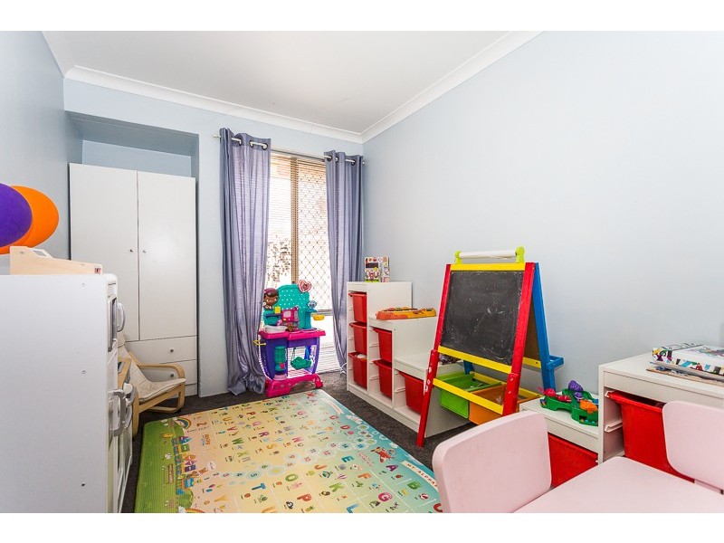 6/12 Auric Place, Maddington WA 6109