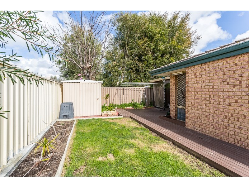 6/12 Auric Place, Maddington WA 6109