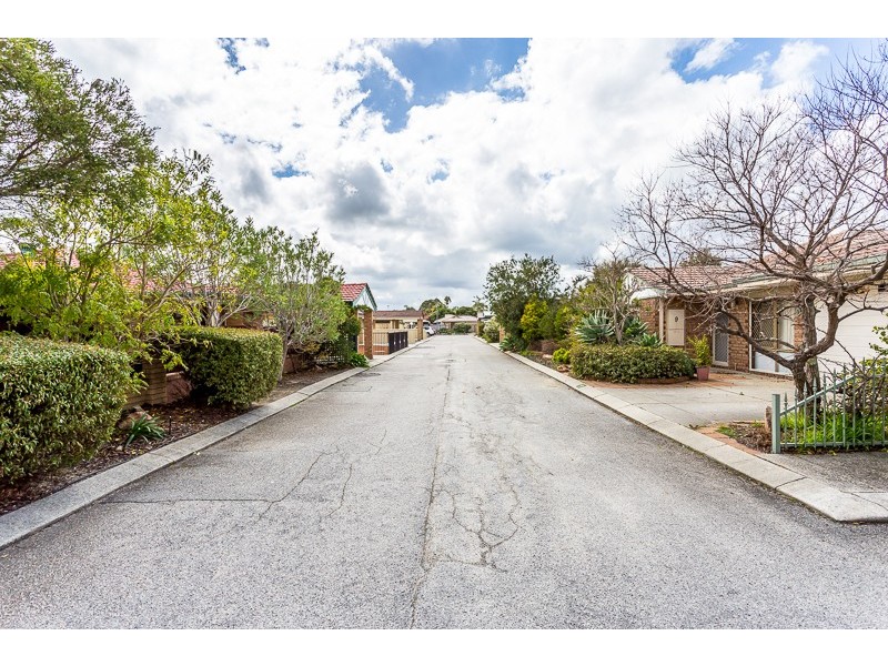 6/12 Auric Place, Maddington WA 6109