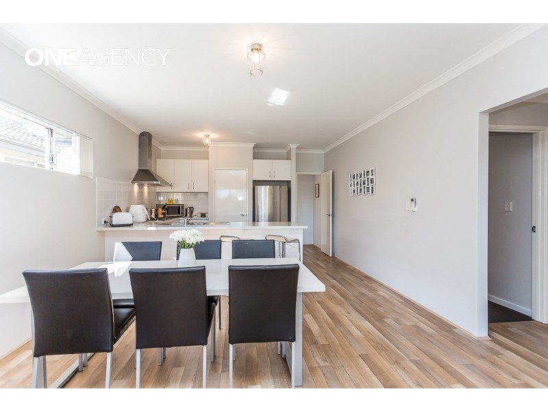 27 Vermont Grove, Wellard WA 6170