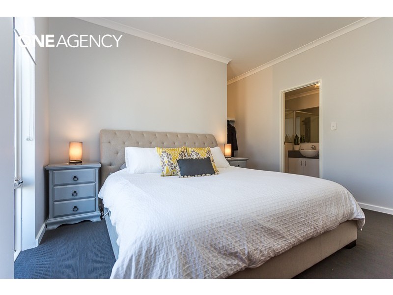 27 Vermont Grove, Wellard WA 6170