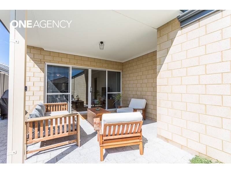 27 Vermont Grove, Wellard WA 6170