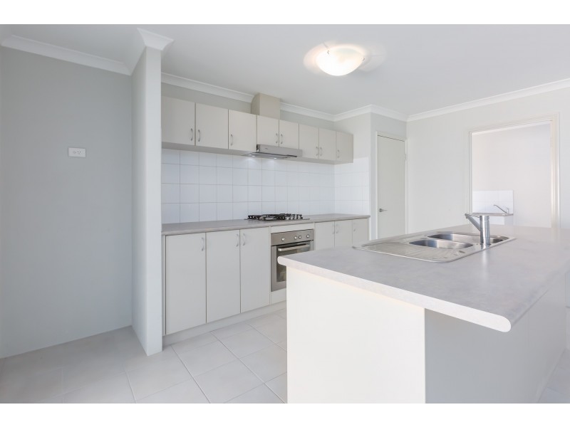 2 Asplin Loop, Kelmscott WA 6111