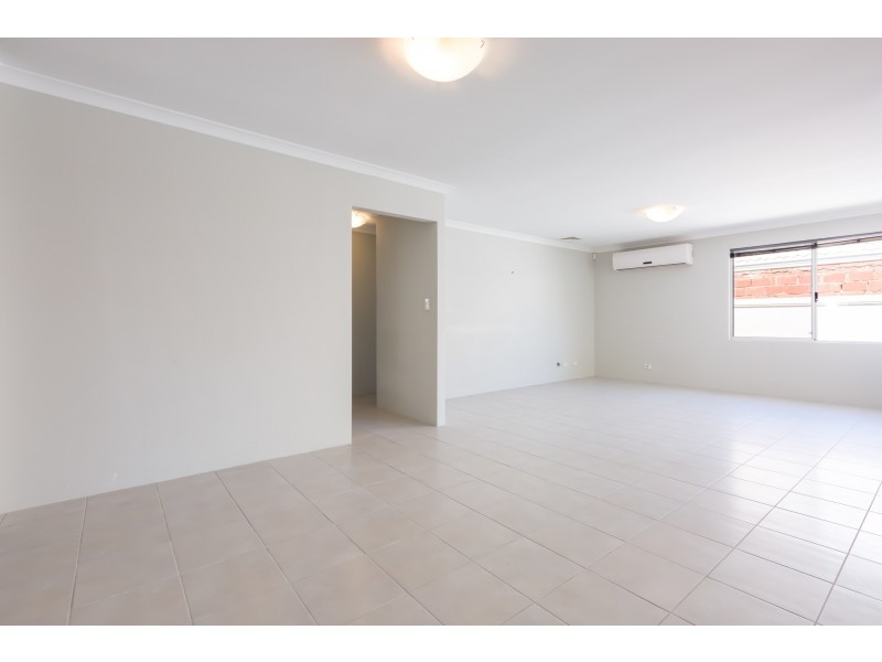 2 Asplin Loop, Kelmscott WA 6111