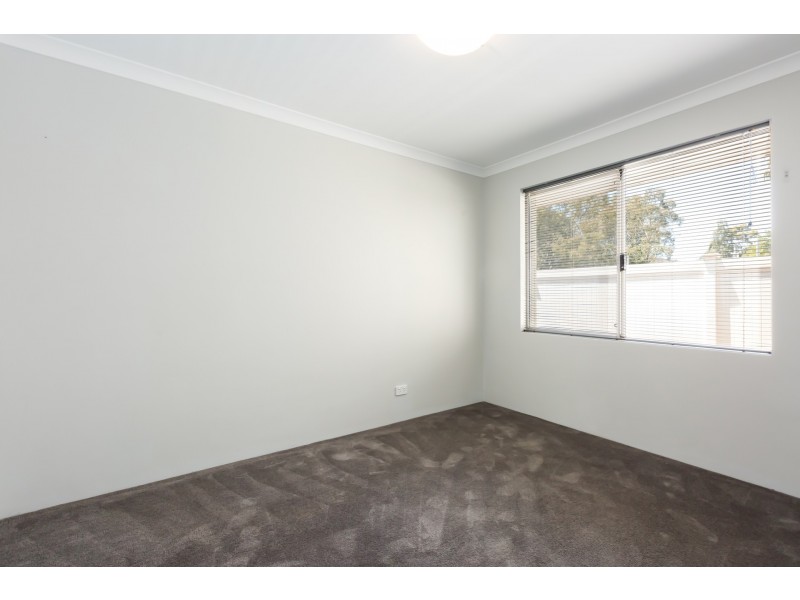 2 Asplin Loop, Kelmscott WA 6111