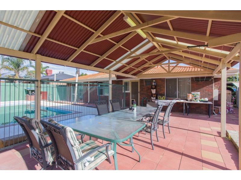 20 Constantine Court, Thornlie WA 6108