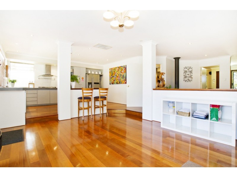 121 Warton Road, Thornlie WA 6108