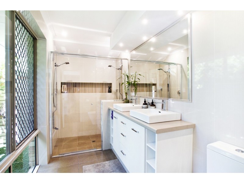 121 Warton Road, Thornlie WA 6108