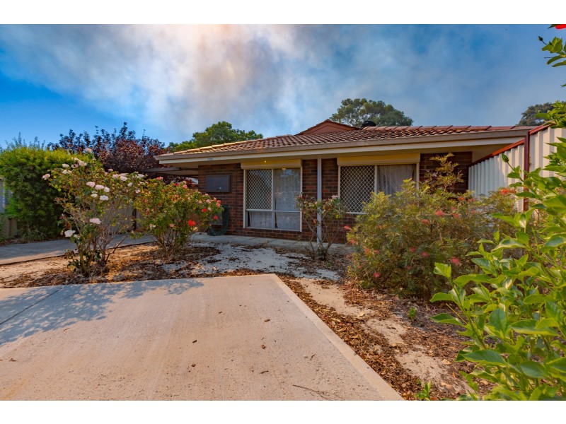 77B Eileen Street, Gosnells WA 6110