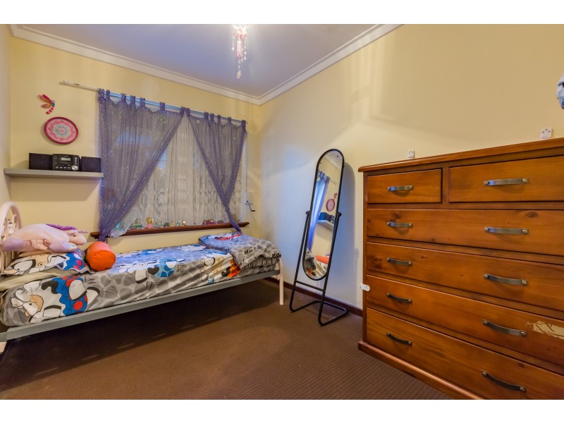77B Eileen Street, Gosnells WA 6110