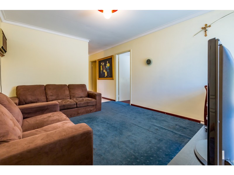 77B Eileen Street, Gosnells WA 6110