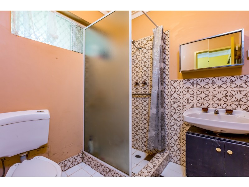 77B Eileen Street, Gosnells WA 6110