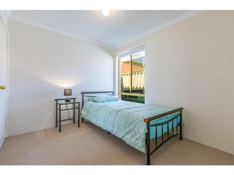 23 Chivalry Way, Thornlie WA 6108