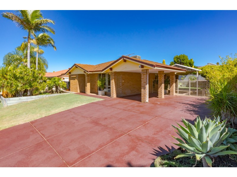 23 Chivalry Way, Thornlie WA 6108