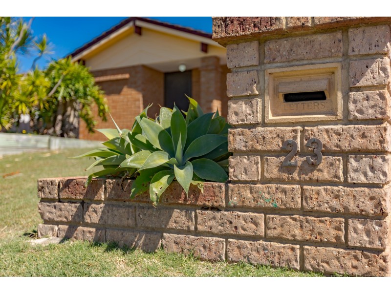 23 Chivalry Way, Thornlie WA 6108