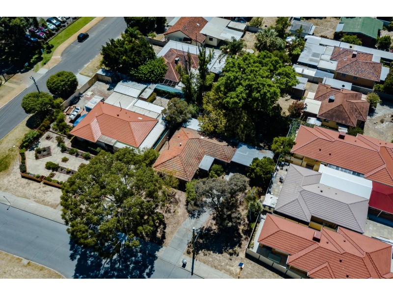 42 Brookman Avenue, Langford WA 6147