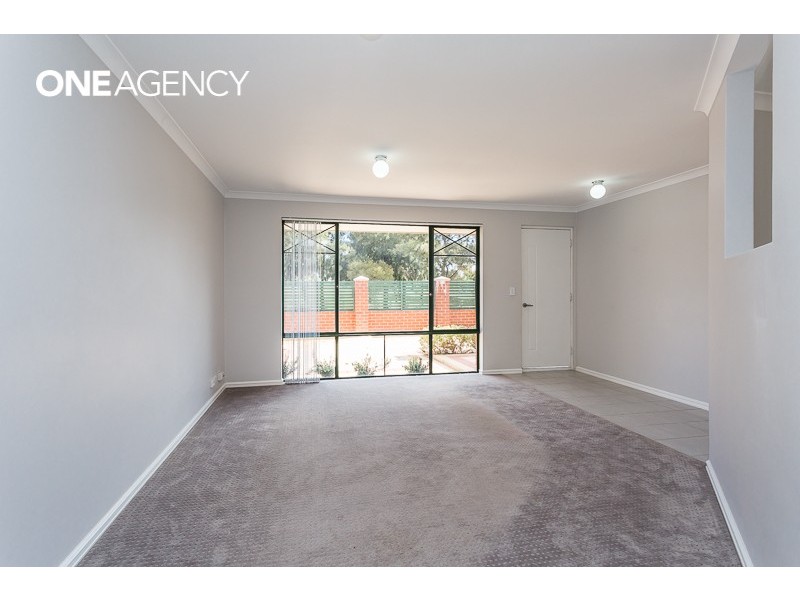 2 Pipit Close, Huntingdale WA 6110