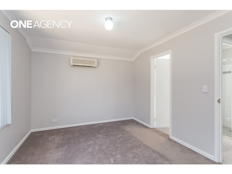 2 Pipit Close, Huntingdale WA 6110