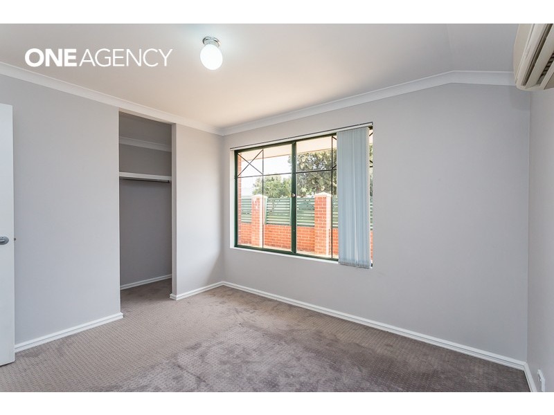 2 Pipit Close, Huntingdale WA 6110