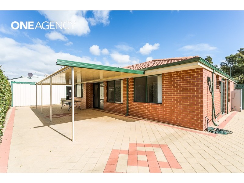 2 Pipit Close, Huntingdale WA 6110