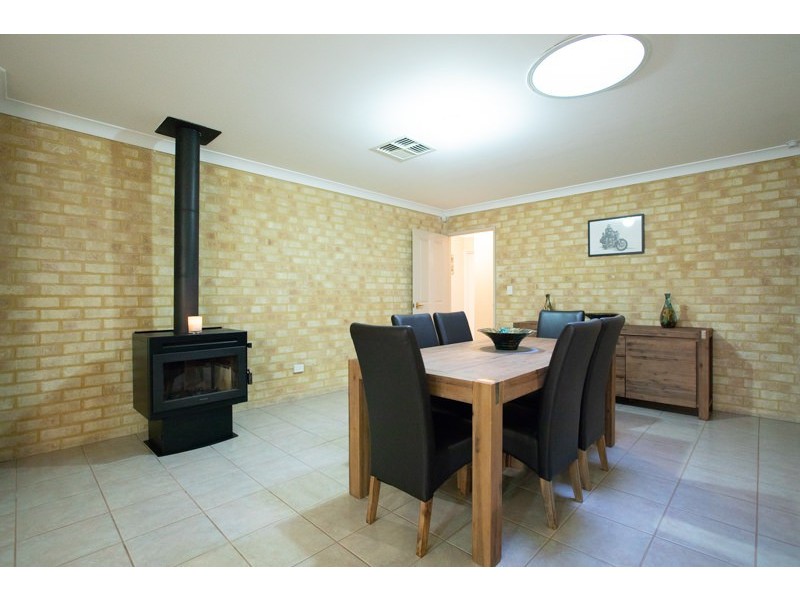 4 Brigham Court, Gosnells WA 6110