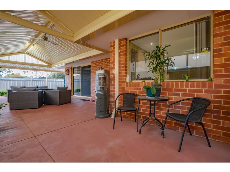 4 Brigham Court, Gosnells WA 6110