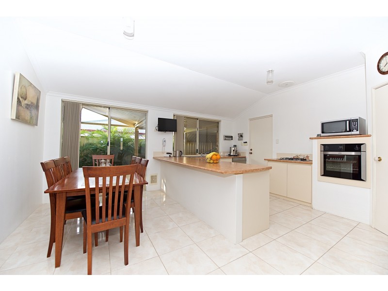 62 Gay Street, Huntingdale WA 6110