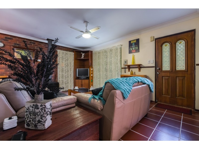 14 Melanda Street, Kelmscott WA 6111