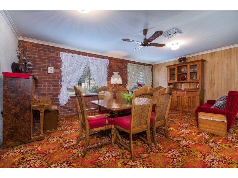 14 Melanda Street, Kelmscott WA 6111