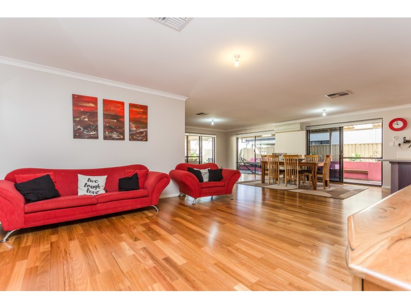 14 Judges Court, Huntingdale WA 6110