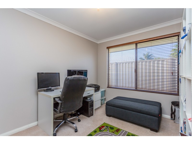 14 Judges Court, Huntingdale WA 6110